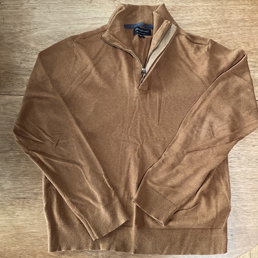 Banana republic light brown sweater